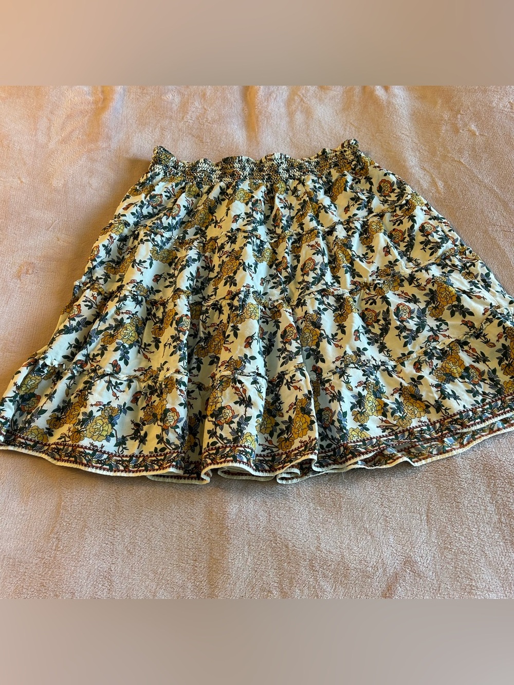 Max Studio white yellow blue floral print tiered mini skirt smocked waist size M - Picture 3 of 8